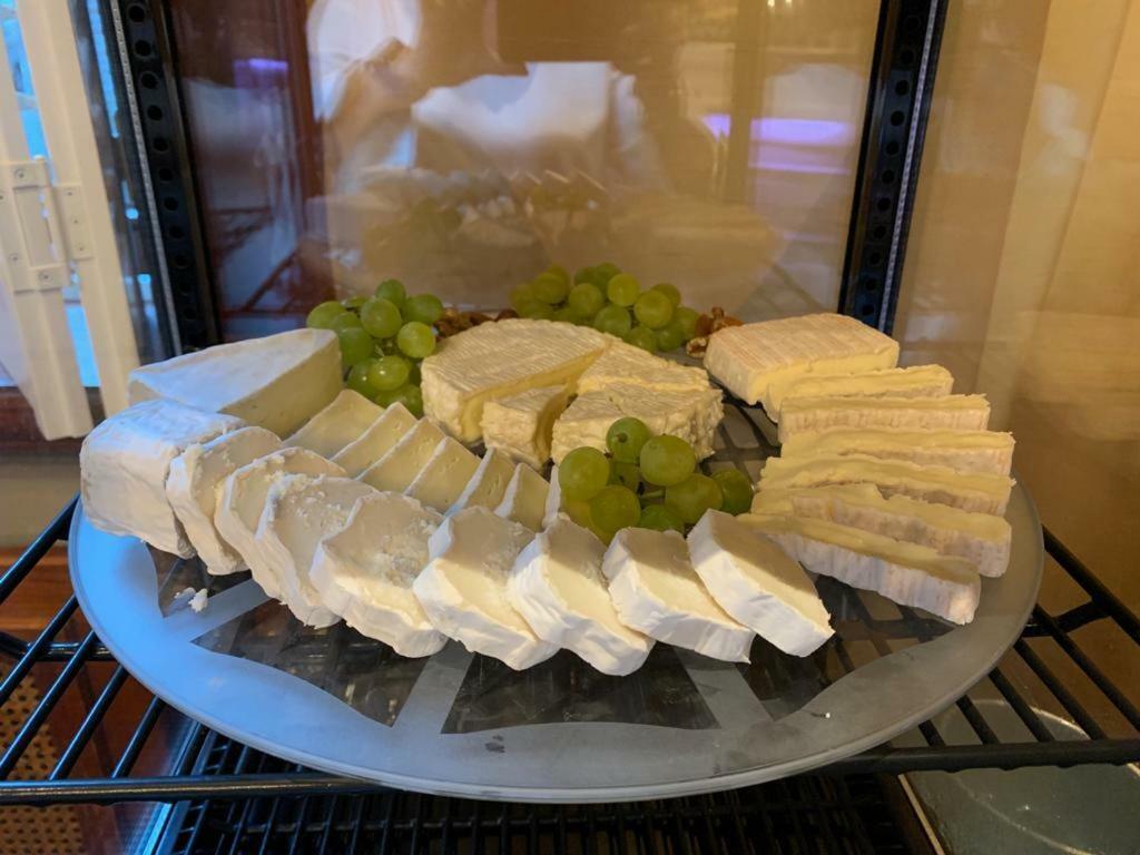 Charming Suites Jan Zonder Vrees Anversa Esterno foto