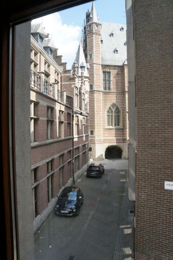 Charming Suites Jan Zonder Vrees Anversa Esterno foto