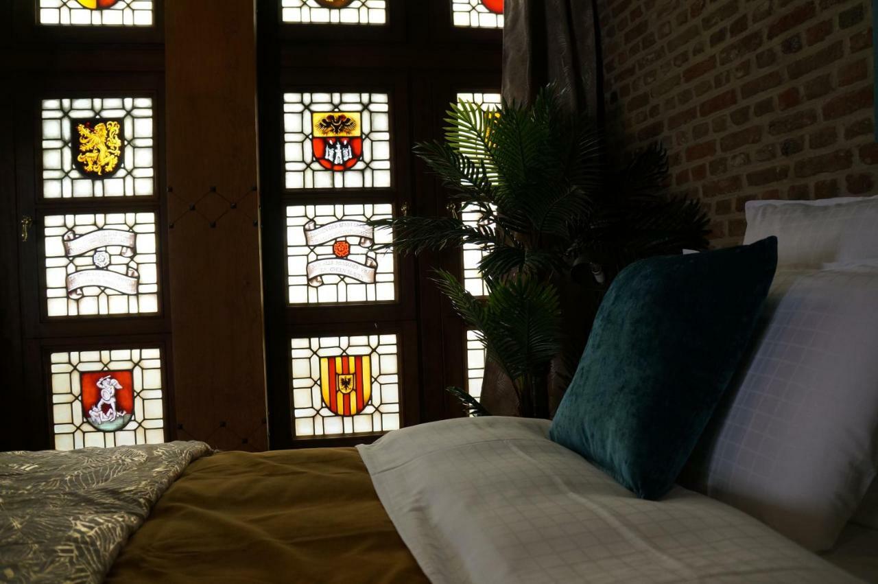 Charming Suites Jan Zonder Vrees Anversa Esterno foto