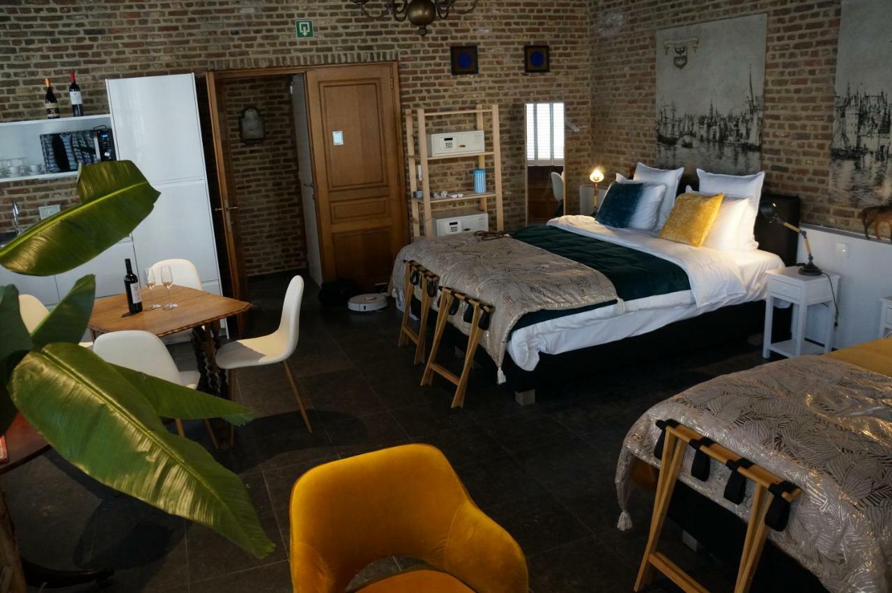 Charming Suites Jan Zonder Vrees Anversa Esterno foto