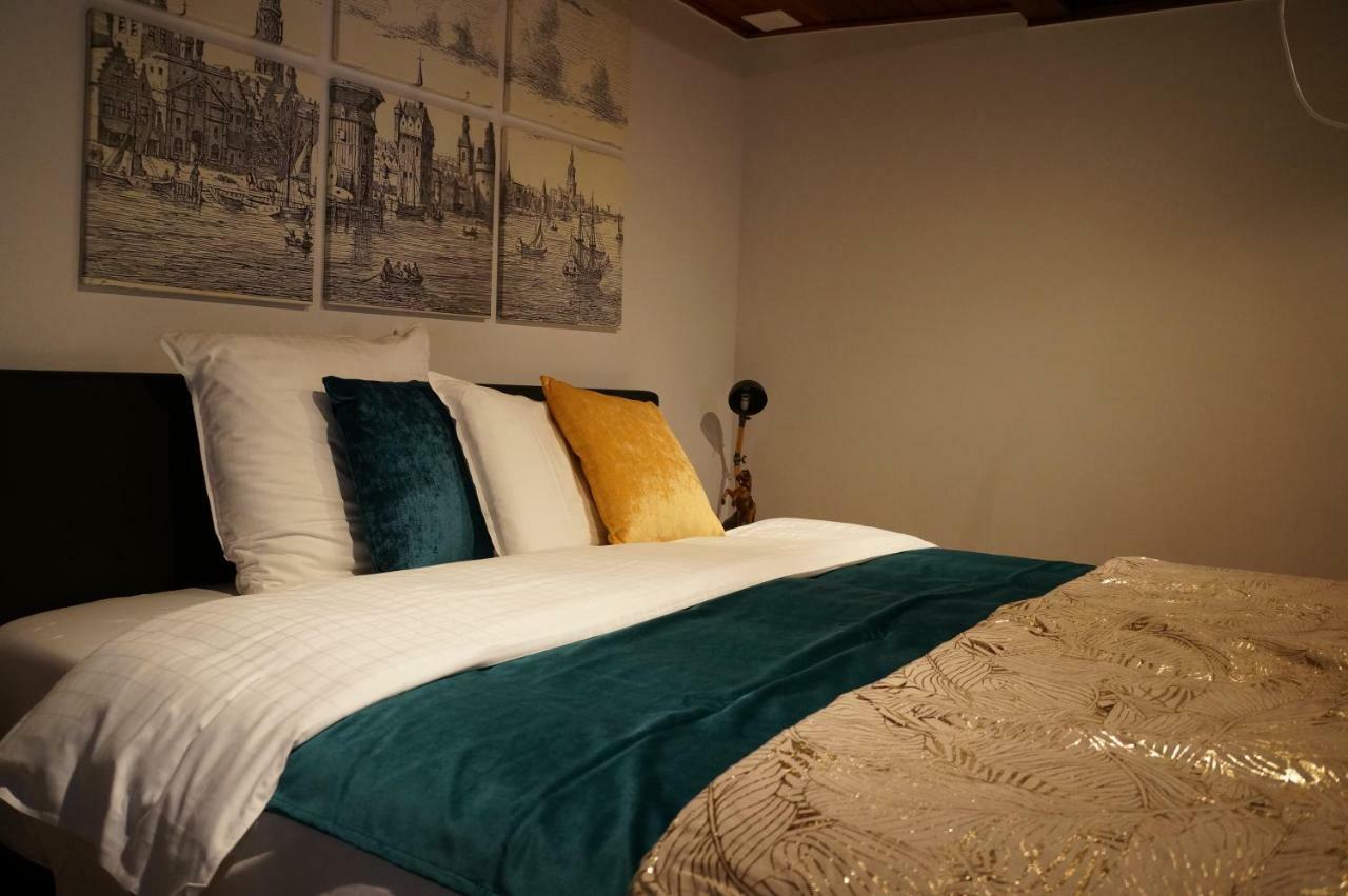 Charming Suites Jan Zonder Vrees Anversa Esterno foto