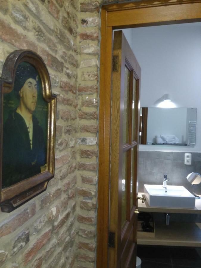 Charming Suites Jan Zonder Vrees Anversa Esterno foto